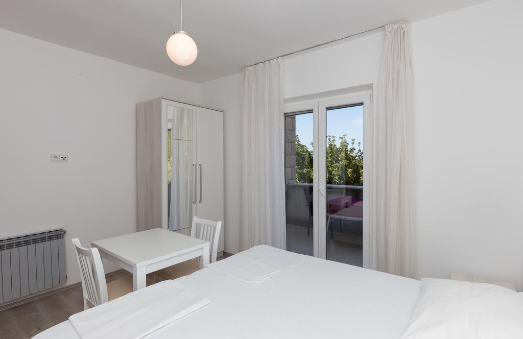 Rooms Villa Basica Saplunara Room photo